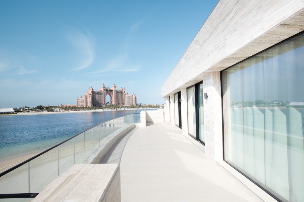 6 Bedroom Villa at the Palm Jumeirah full screen image