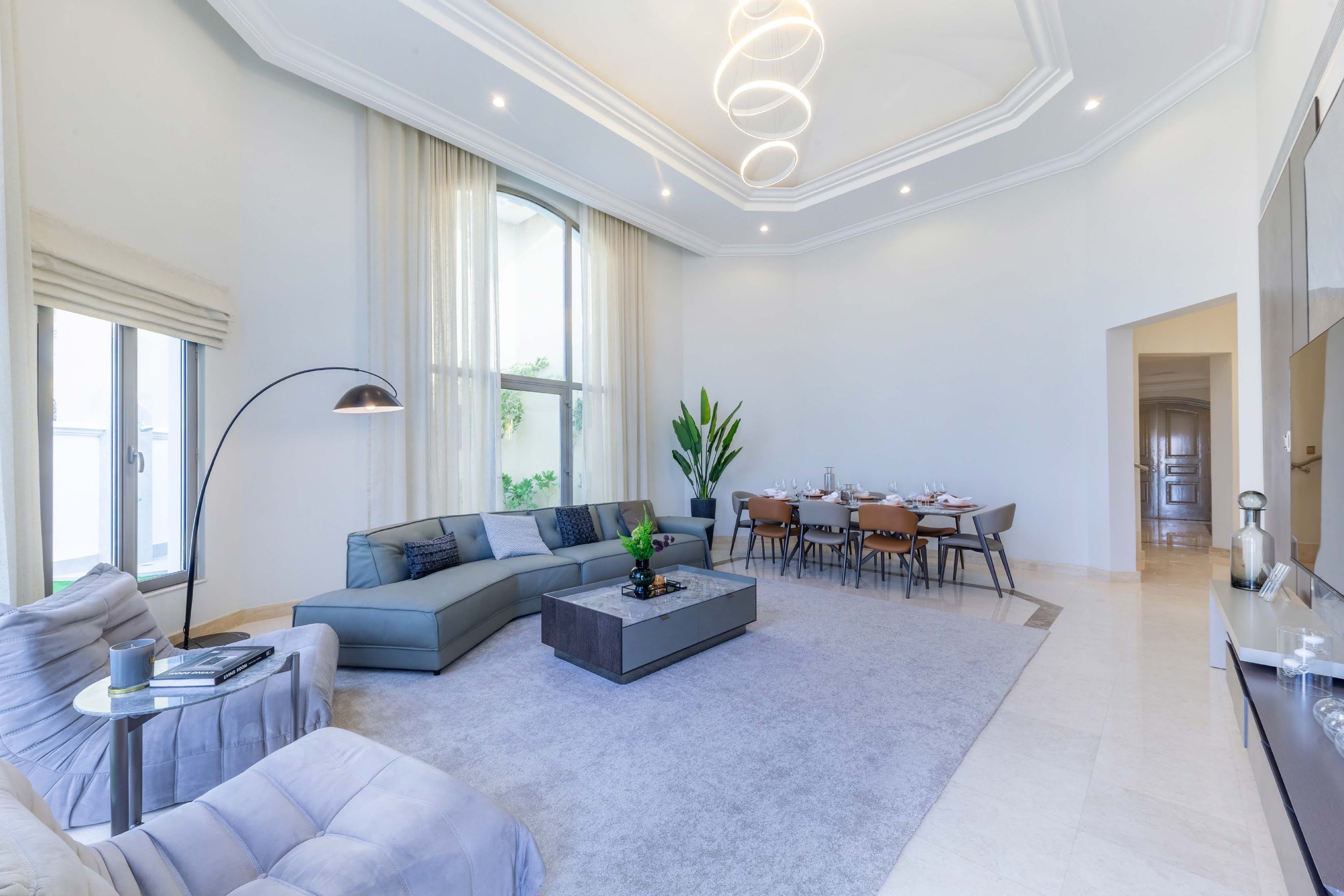 5 Bedroom Villa at the Palm Jumeirah full screen image