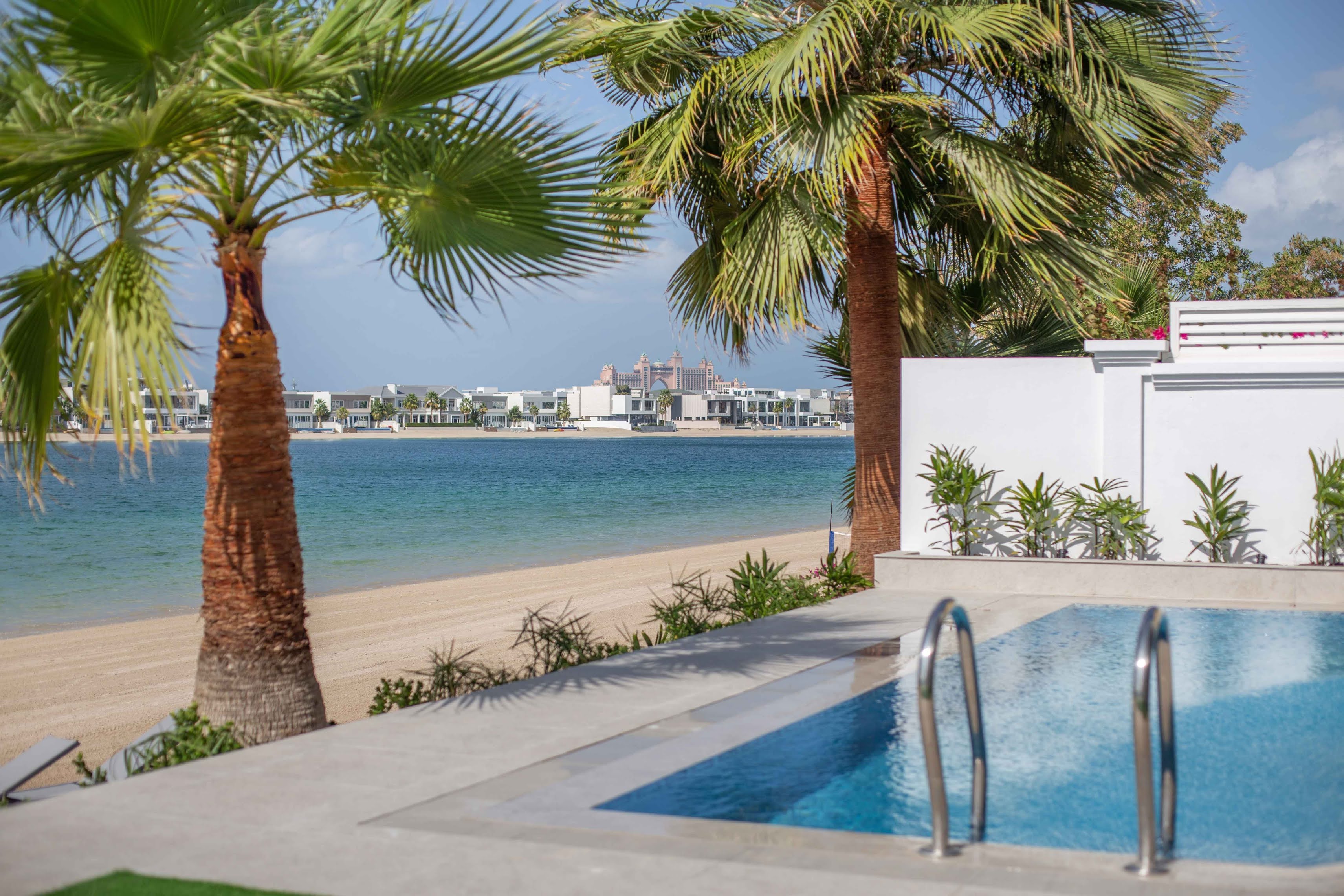 5 Bedroom Villa at the Palm Jumeirah full screen image